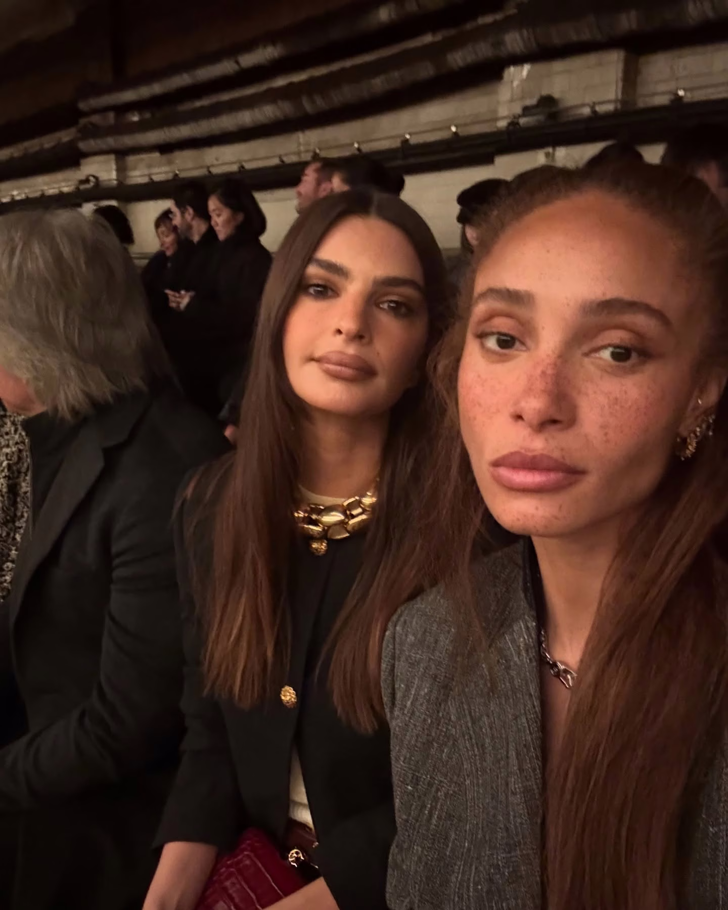 Adwoa Aboah shooting éditorial mode haute couture