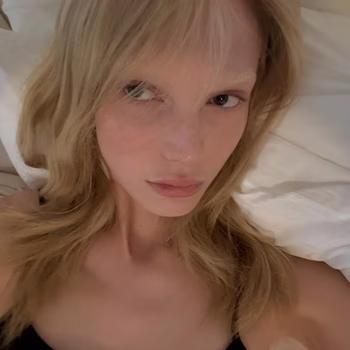 Alex Consani - Photo 10