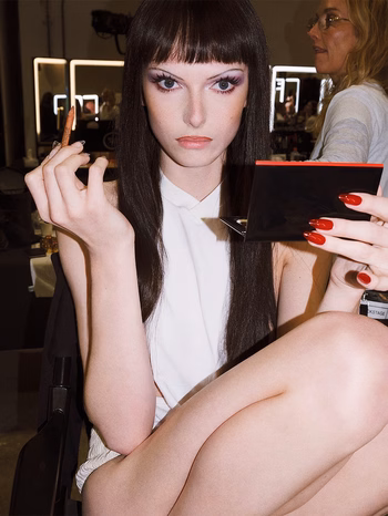 Anwar Hadid - Photo 11