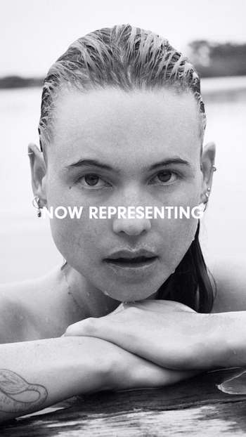 Behati Prinsloo - Photo 8