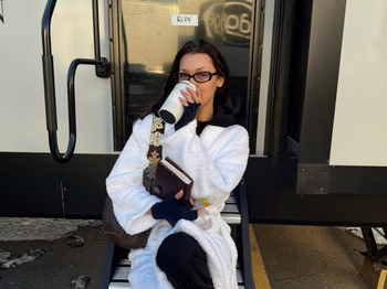 Bella Hadid - Photo 5