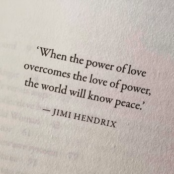 Doutzen Kroes - Photo 1