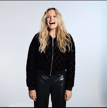 Estelle Lefébure - Photo 5