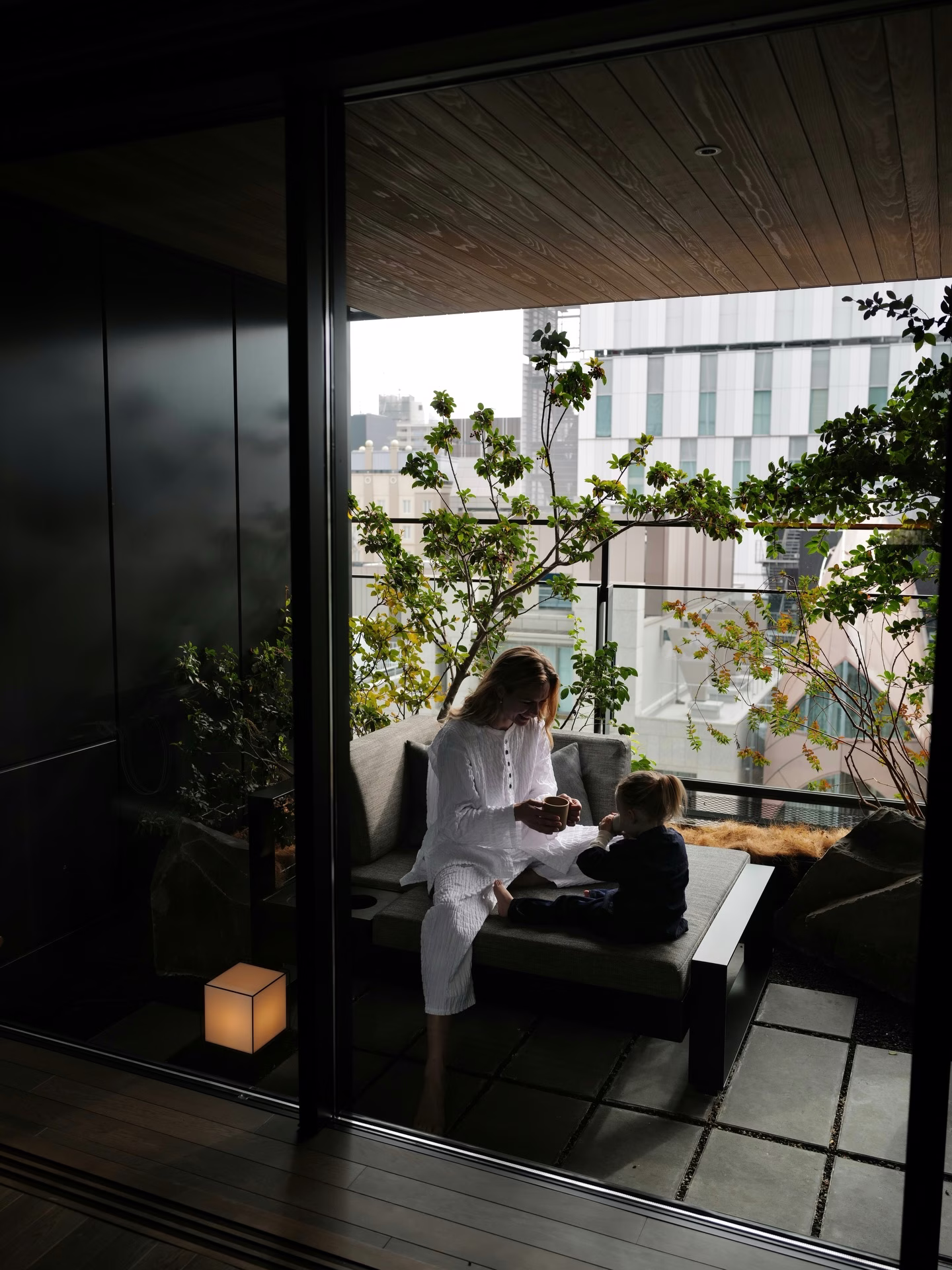 Josephine Skriver shooting mode haute couture