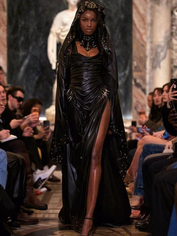 Leomie Anderson - Photo 5