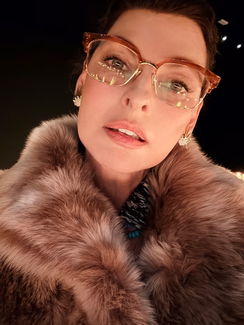 Linda Evangelista - Photo 6