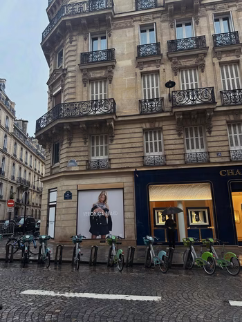 Martha Hunt - Photo 5