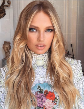 Romee Strijd - Photo 7