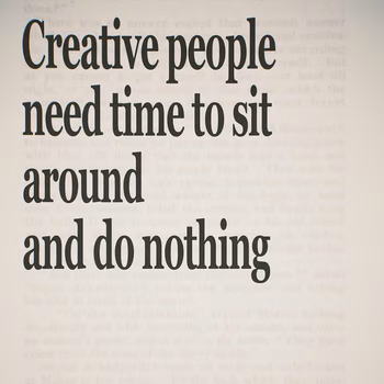 Sasha Luss - Photo 1