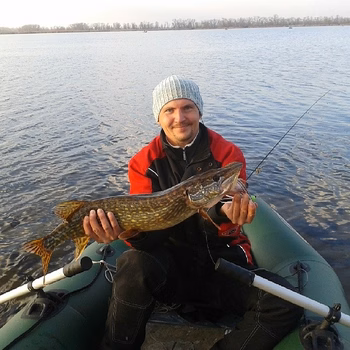 Sasha Pivovarova - Photo 1