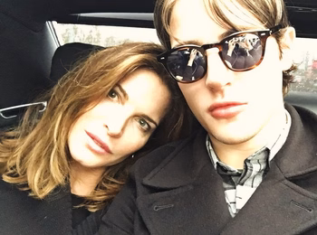 Stephanie Seymour - Photo 11