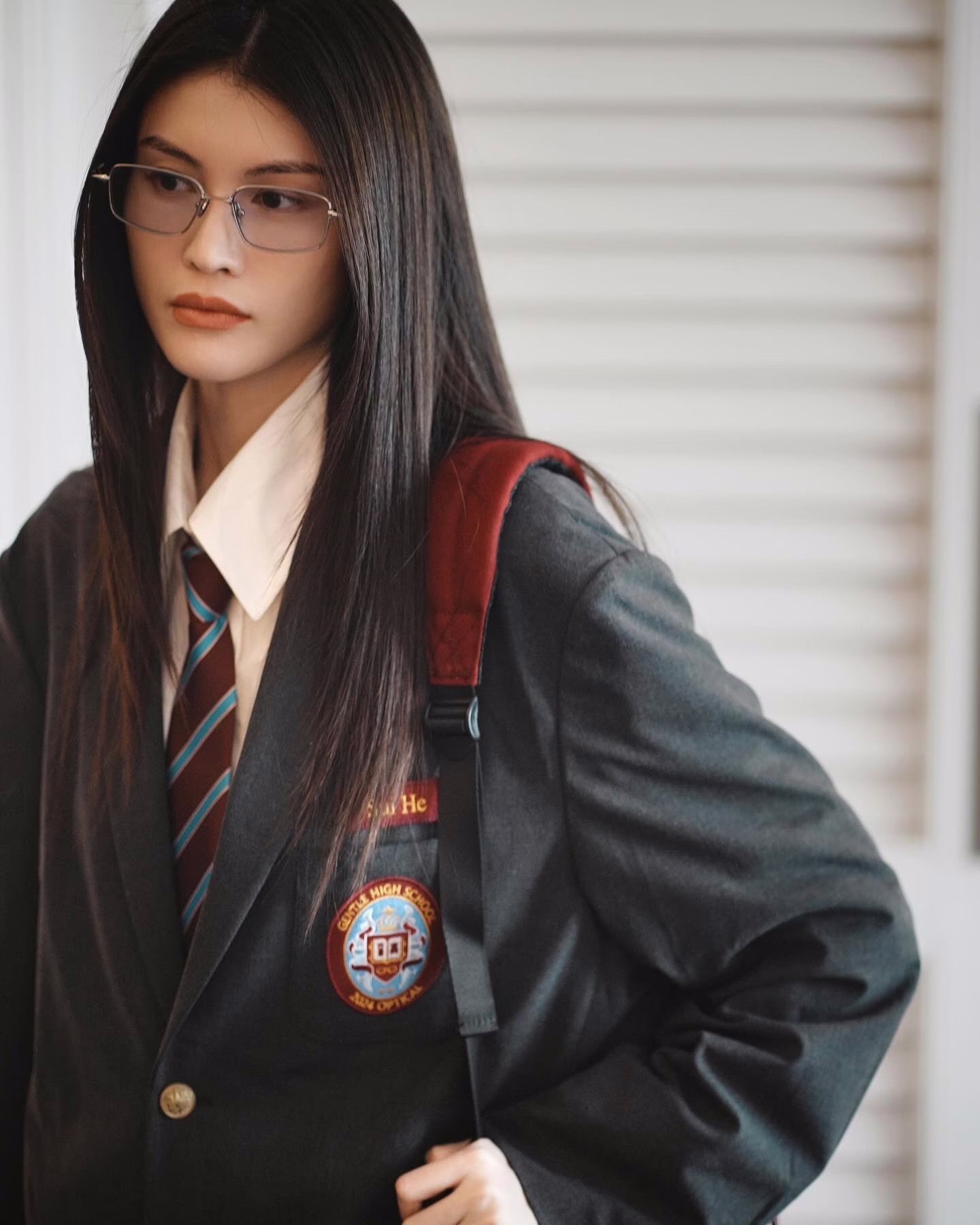 Sui He pose éditoriale mannequin haute couture