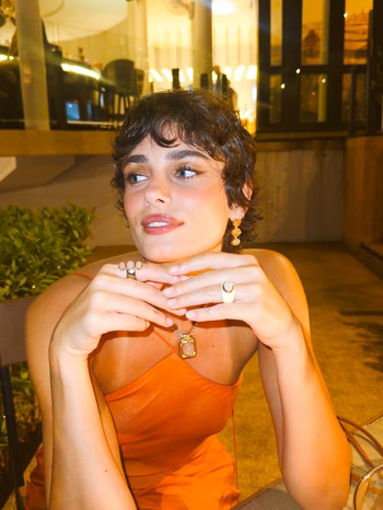 Taylor Hill - Photo 10